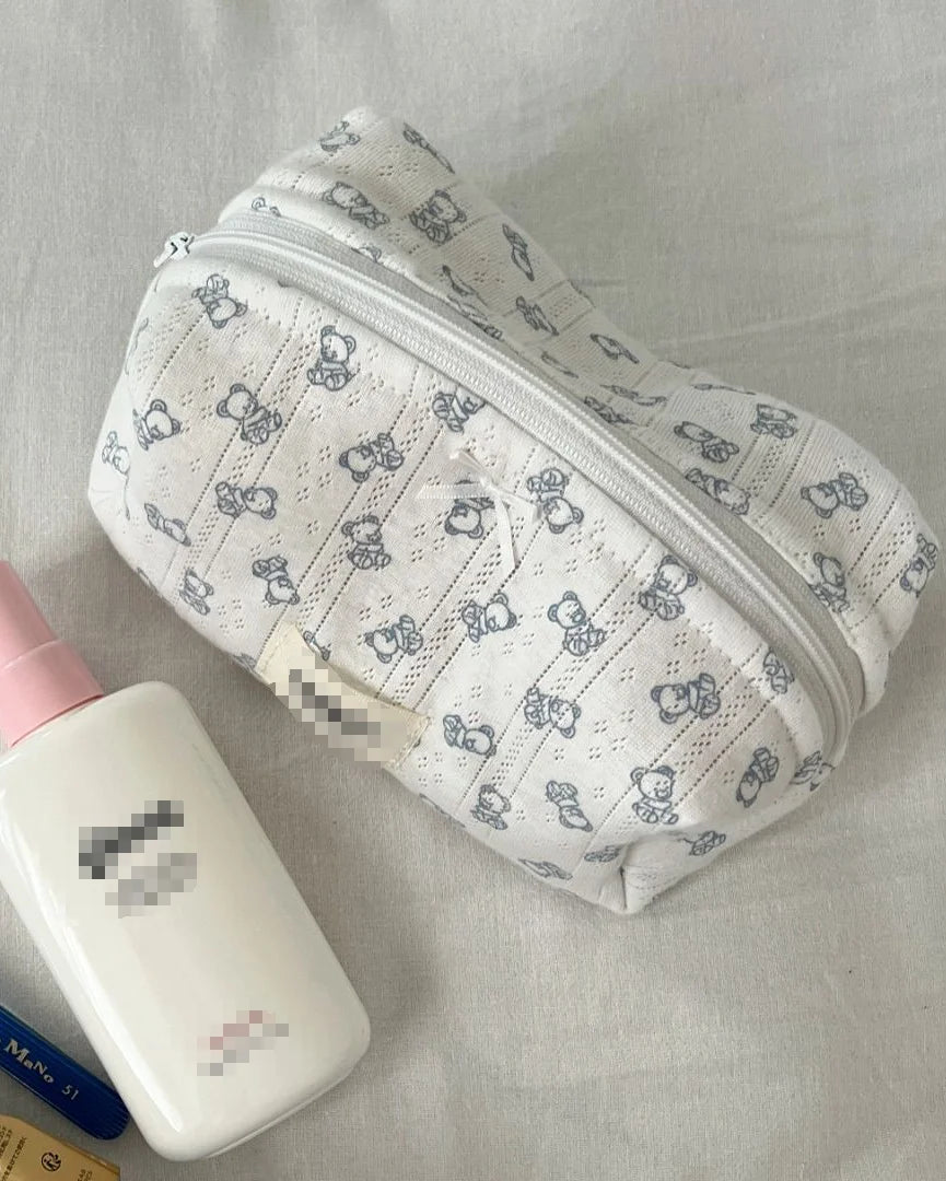 Ins Hot Selling Customized Makeup Bag Cotton Women Travel Cosmetic Bag Quilted Make up Pouch With Accessories and Zipper