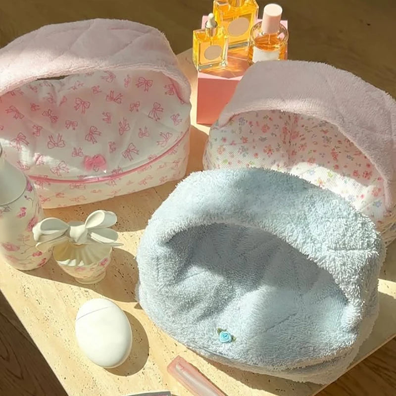 Large Travel Puffy Rose Bag Factory Custom Recycled Soft Handbag Quilted Lovely Cosmetics Outdoor Bag