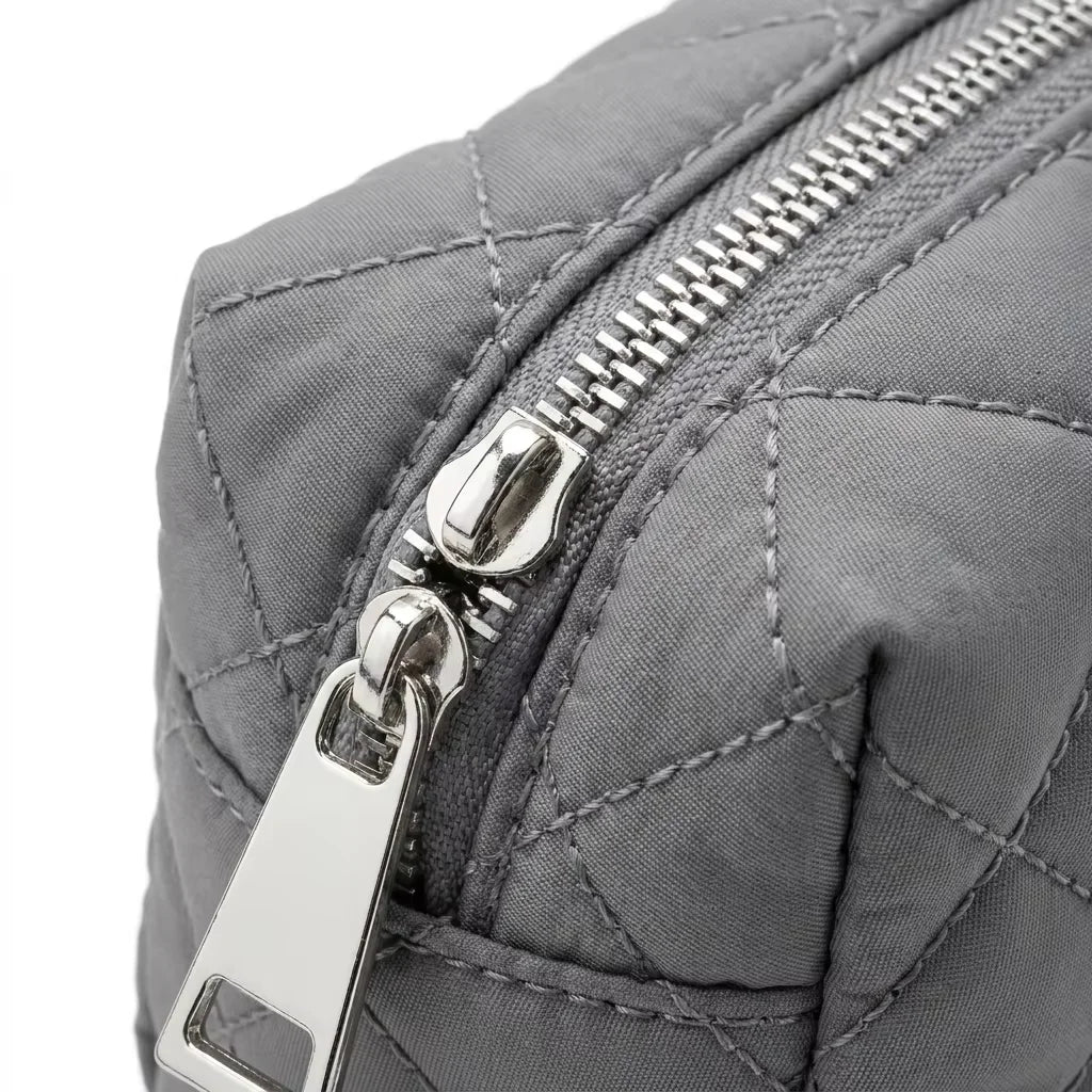 Machine Washable Puffy Quilted Makeup Bag | Shockproof Aesthetic Cloud Cosmetic Bag | Custom Logo Puffer Travel Toiletry Pouch