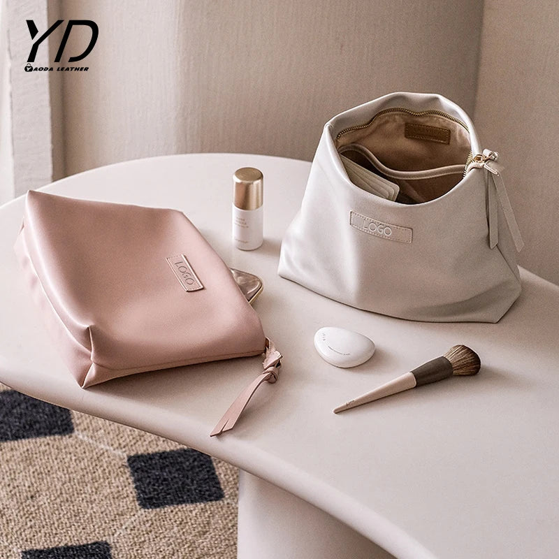 Manufacturer Custom New Style Funky Luxury Flat Zippered Waterproof Portable Travel Pu Leather Make up Makeup Cosmetic Bag
