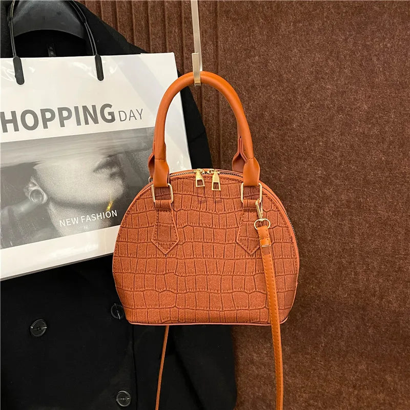 New Fashion Simple Solid Color Shell Bag with Zipper Closure and Polyester Lining Small Round Handbag All-Match