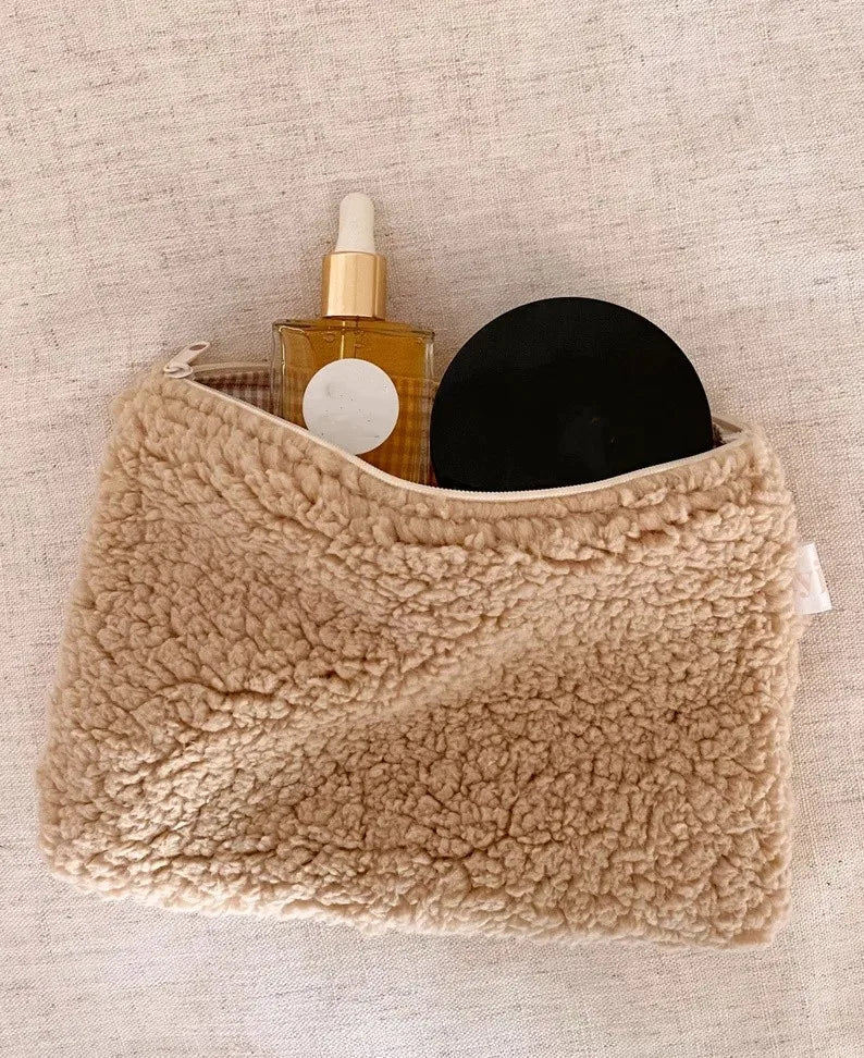 New Makeup Pouch Spring/Summer Color Small Quilted Purse Bag Cute Green Floral Cosmetic Bag