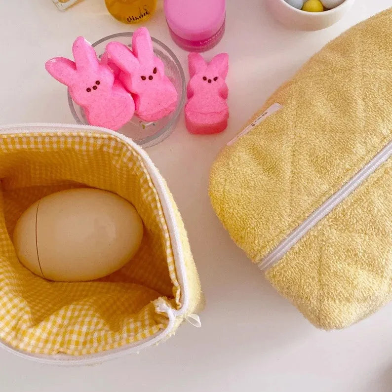 New Makeup Pouch Spring/Summer Color Small Quilted Purse Bag Cute Green Floral Cosmetic Bag