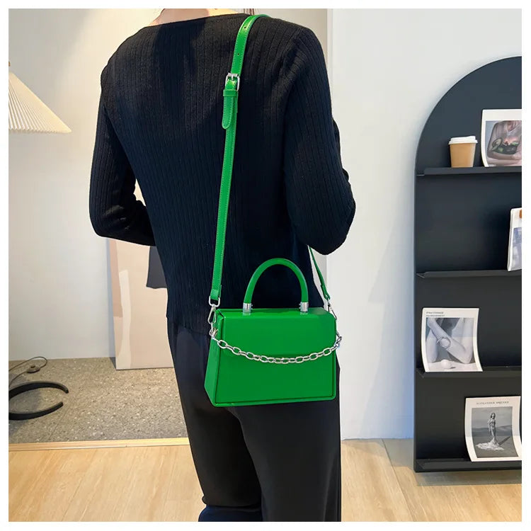 New Style Lady Fashion PU Solid Square Chain Womens Bags Handbags for Women Luxury