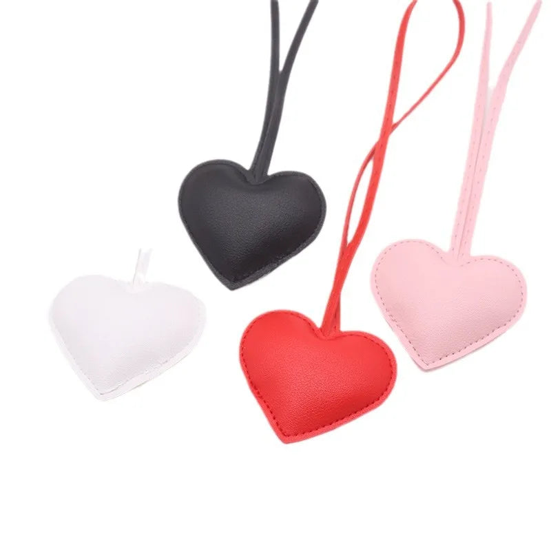 Niche Heart-shaped Wristlet Minimalist Bag Charm Car Keychain Clothing Accessory Couples Backpack Pendant