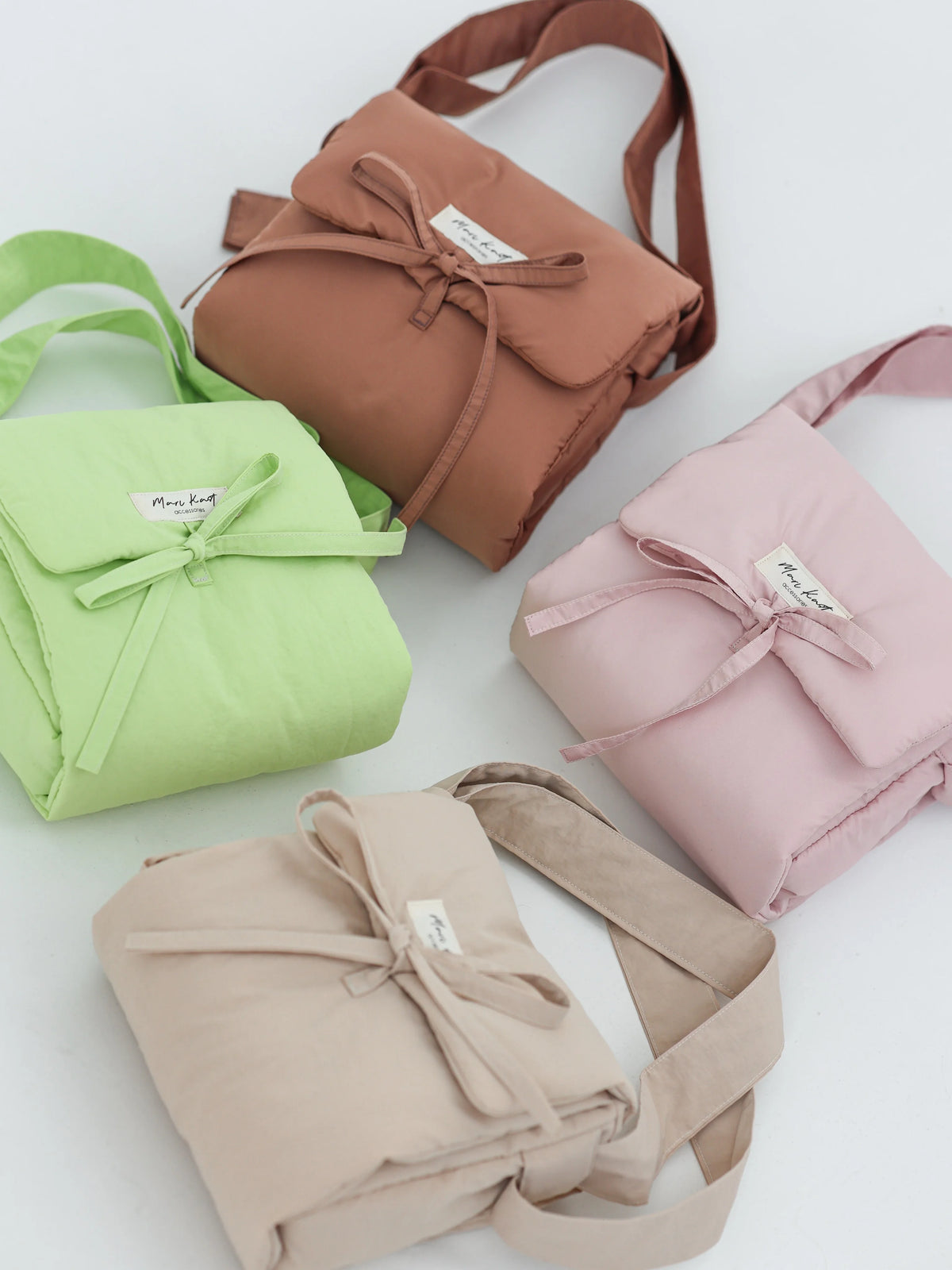 Padded Bow Decor Crossbody Shoulder Soft Thick Quilted Women Handbag Large Capacity Daily Sling Bag Custom Color Logo