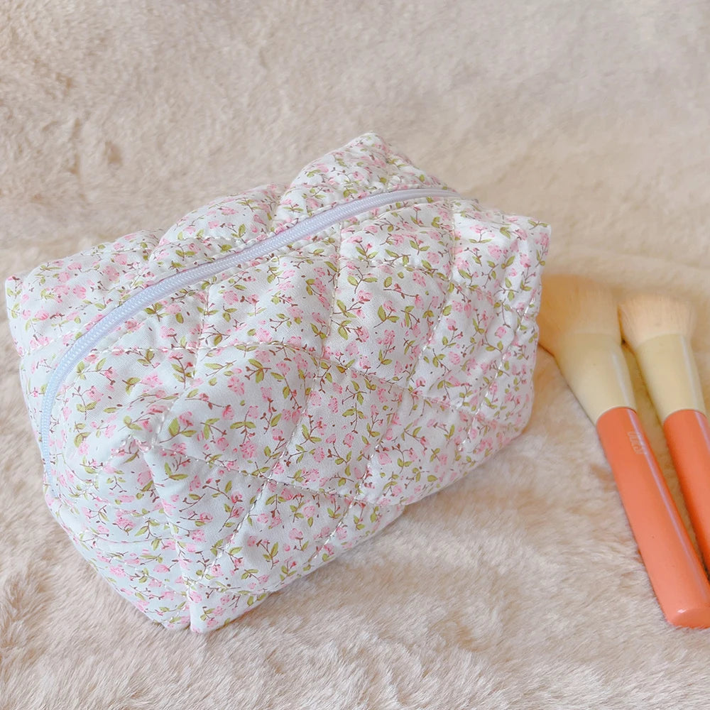 Personality Beauty Zipper Travel Skincare Cute Cosmetic Pouch Floral Quilted Makeup Bag