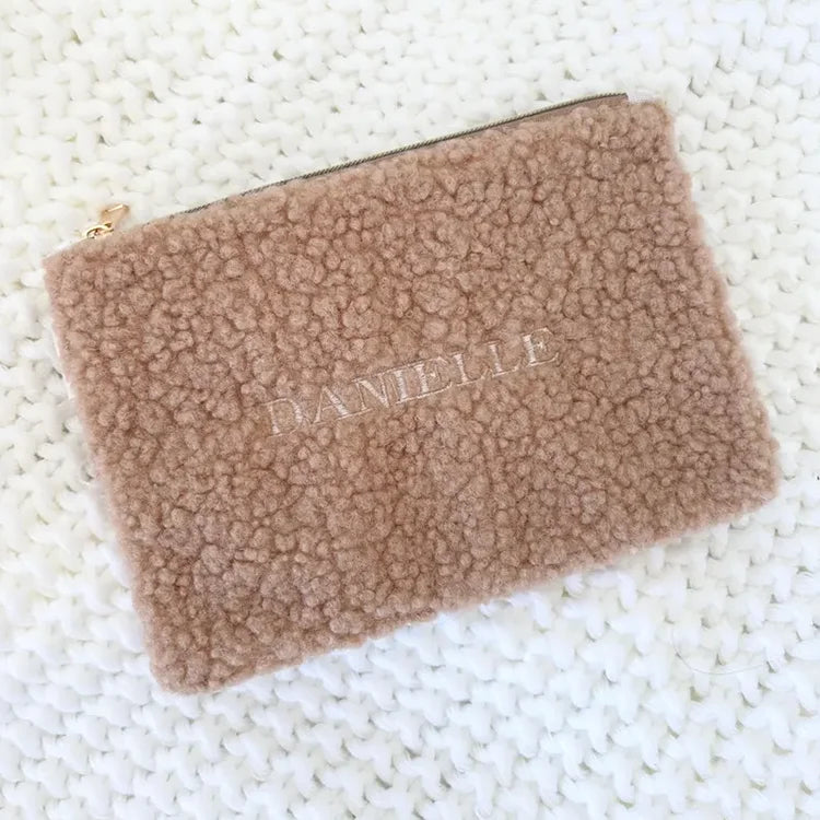 Personalized Bridesmaid Makeup Touch Embroidered Teddy Cosmetic Bag Handmade Fluffy Zipper Toiletries Bags