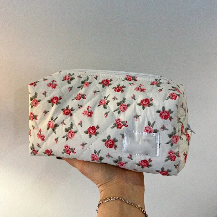 Personalized Cotton Cosmetic Bag Quilted Floral Fabric Cosmetic Bag Pretty Print Travel Toiletry Pouch