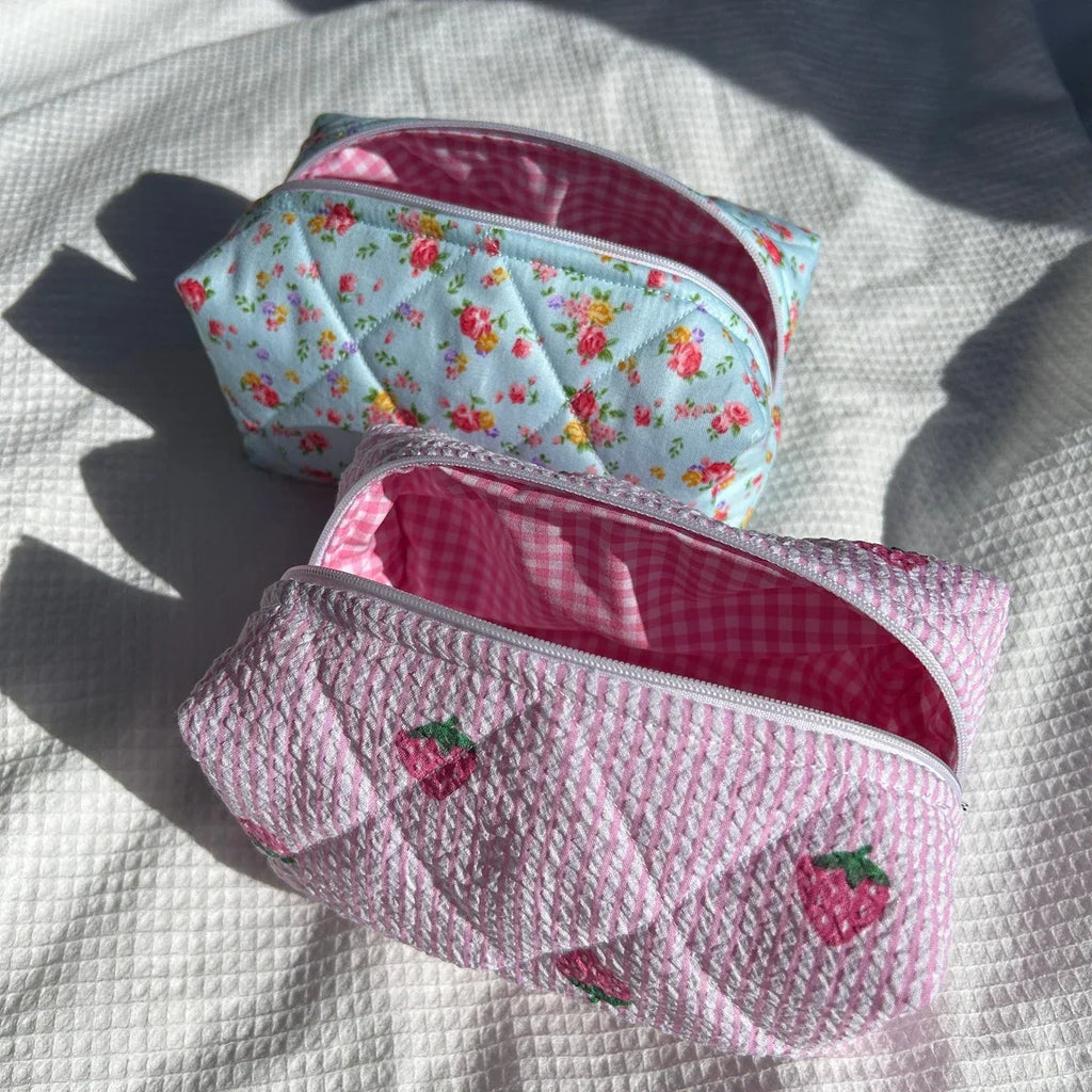 Pink Gingham Zippered Square Makeup Bags Heart Print Quilted Strawberry Cotton Cosmetics Bag