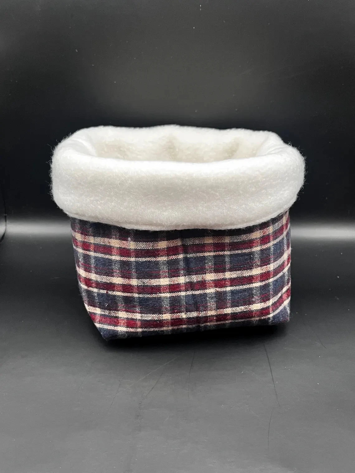 Plush Sherpa Cosmetic Bucket Bag Fluffy Makeup Brush Holder Custom Zippered Organizer Pouch for Vanity Wholesale