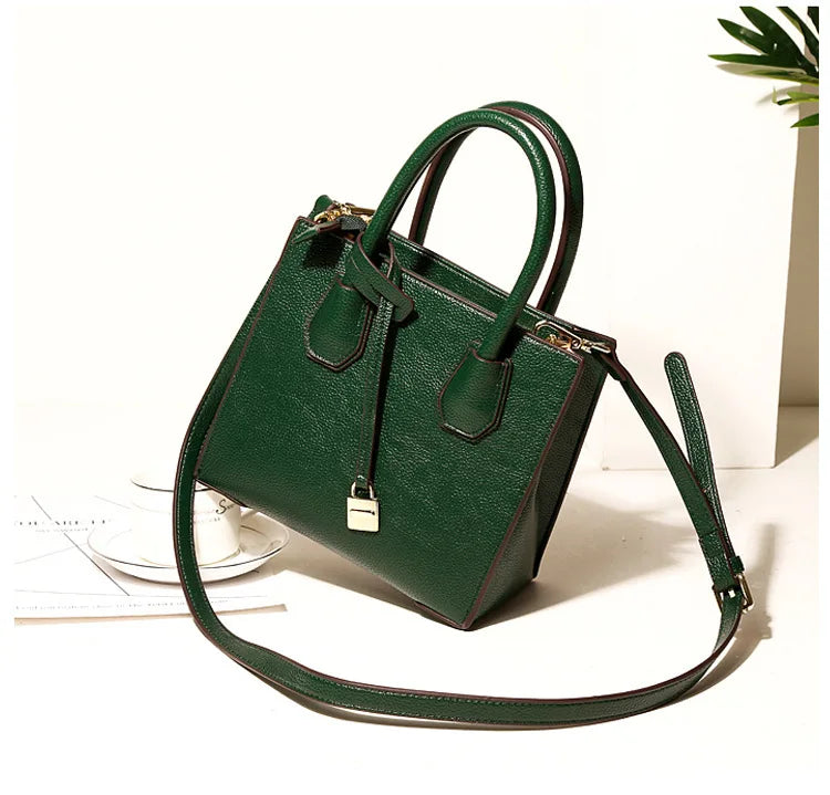 Popular Most Required Litchi Pattern Leather Large Capacity Fashion Handbag With Lock