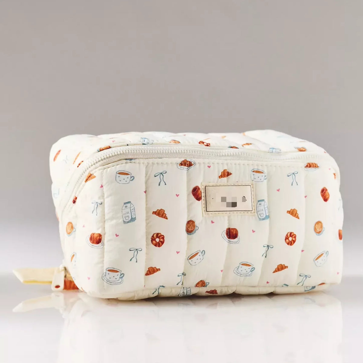 Quilted Makeup Box Bag Customized Floral Print Cosmetic Pouch Large Capacity Cosmetic Bag With Brush Holder Inside