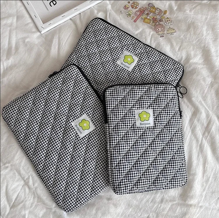 Sale Makeup Bag Custom Quilted Notebook Computer Pouch Fashion Cotton Plaid Laptop Protective Bag Mini Flower Laptop Sleeve Bag