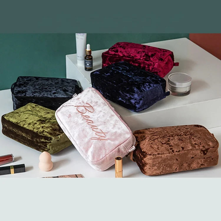 Suede Velvet Custom Pouch Luxury Beauty Makeup Bag Zipper Closure Travel Professional Cosmetic Bag Black with Embroidery Logo