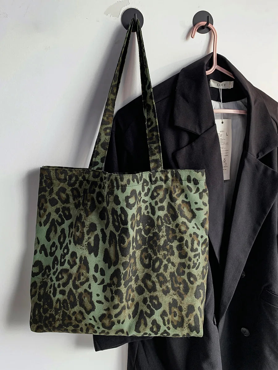 Tote, Fashionable Stylish and Trendy Small Leopard Print Shoulder Bag, Large-capacity Single-shoulder Shopping Canvas Bag