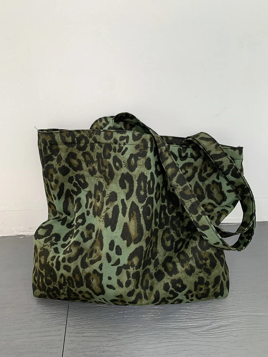 Tote, Fashionable Stylish and Trendy Small Leopard Print Shoulder Bag, Large-capacity Single-shoulder Shopping Canvas Bag