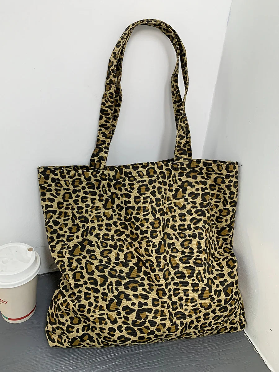 Tote, Fashionable Stylish and Trendy Small Leopard Print Shoulder Bag, Large-capacity Single-shoulder Shopping Canvas Bag
