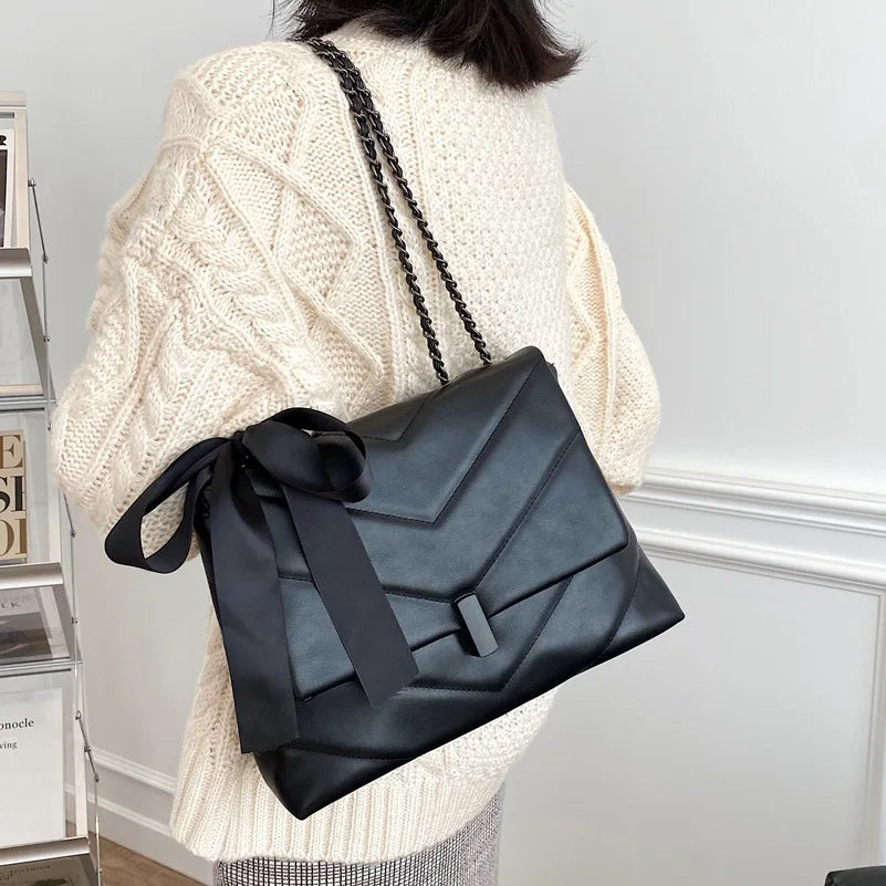 Tote Shoulder Women's Single Strap Pu Bag Fashionable Character Pattern with Polyester Lining Sale Item