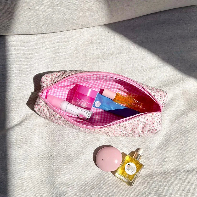 Trendy Cotton Handmade Quilted Hair Tool Bag Customized Flower Brush Bag Container
