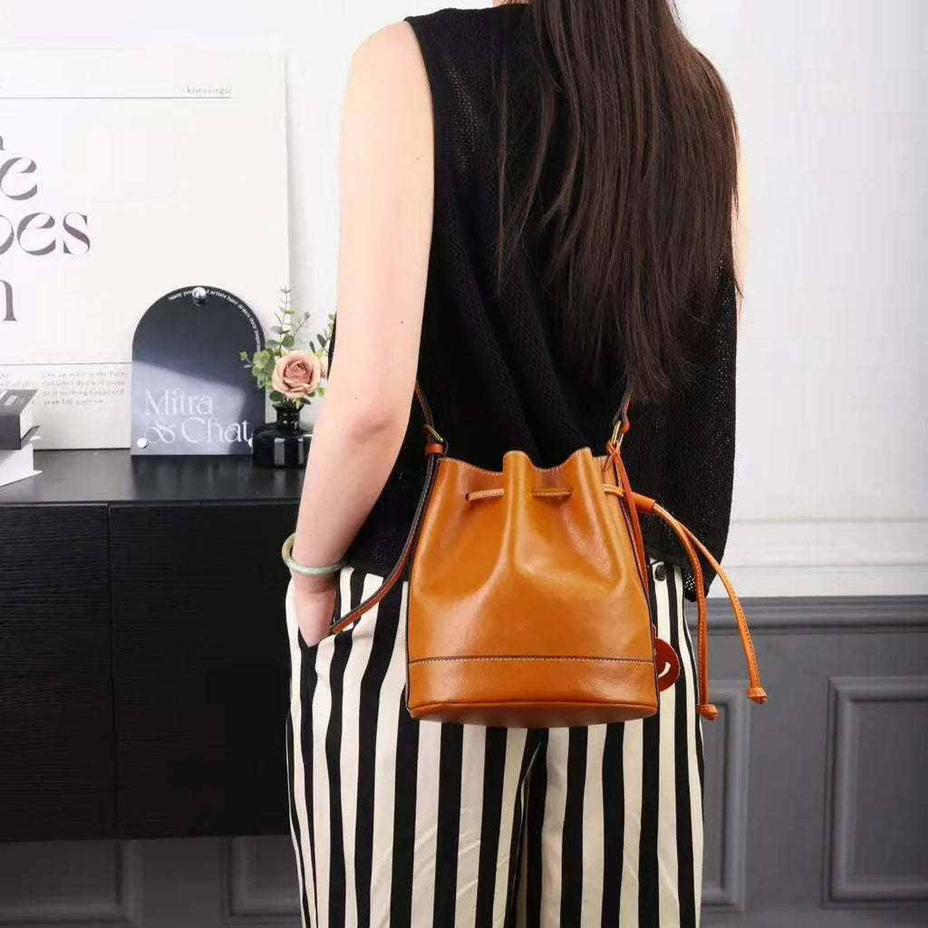 Vegetable Tanned Cowhide Bucket Bag for Women with Drawstring Closure Genuine Leather Women's Shoulder Bag Crossbody Bags