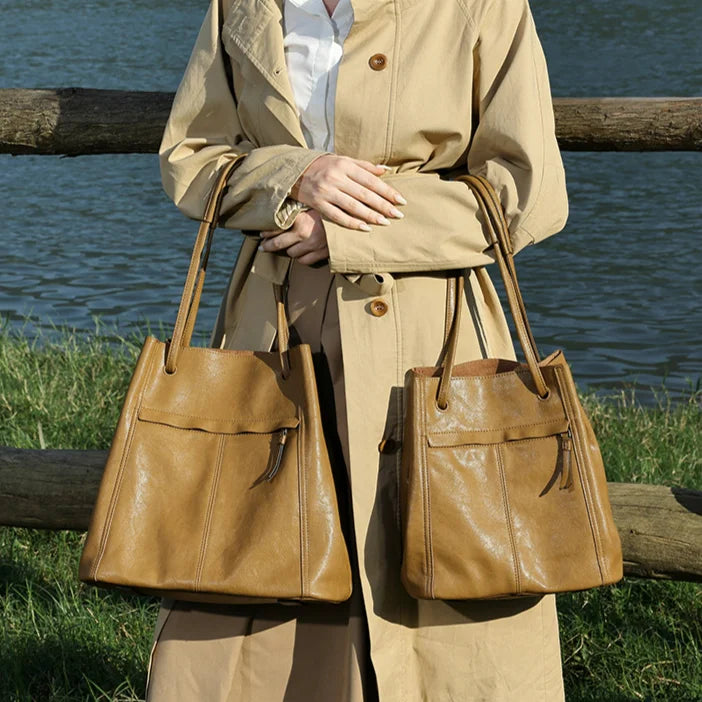 Vegetable Tanned Cowhide Women's Shoulder Bags Large Capacity Tote Bags Hot Sale of Genuine Leather Bags for Women