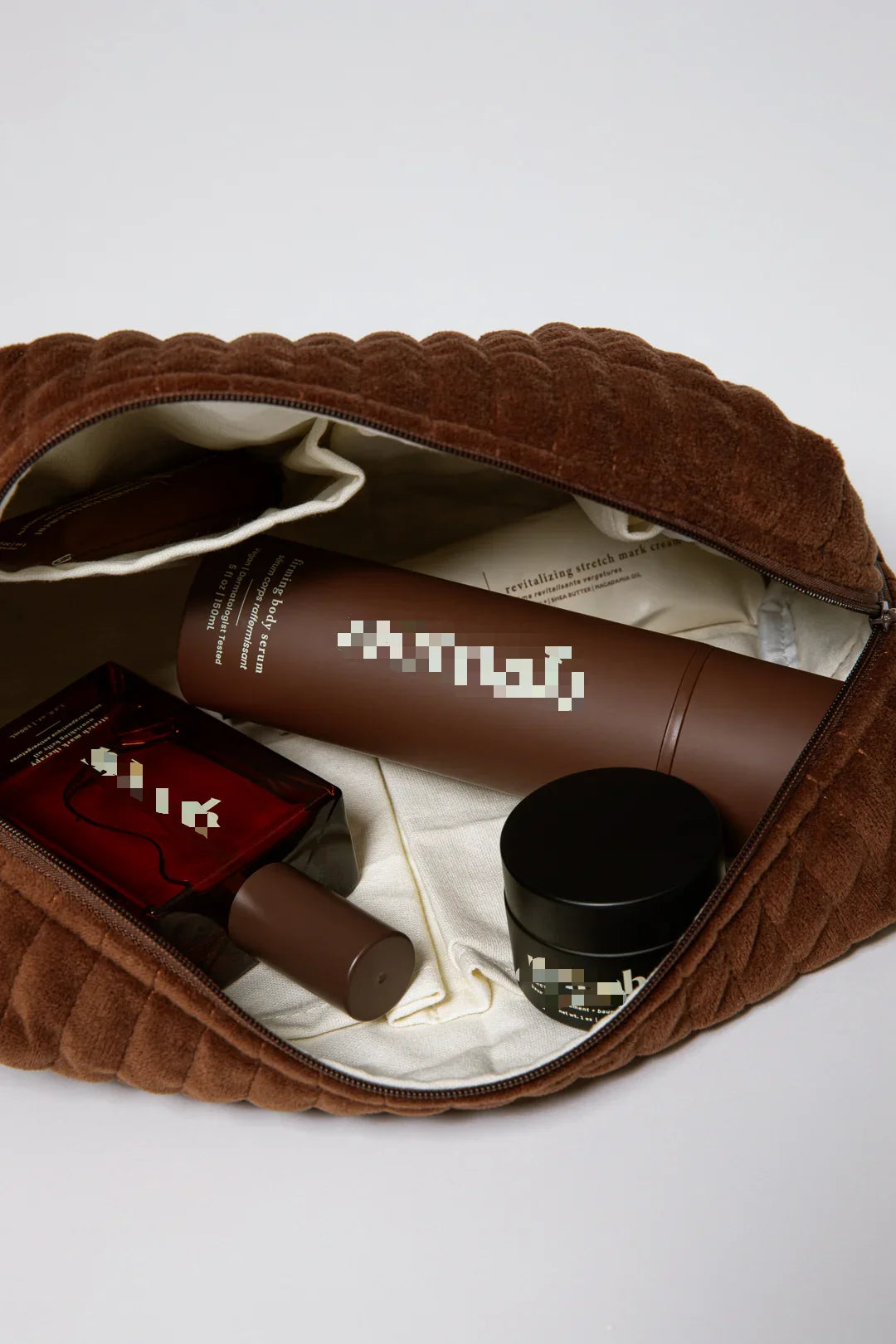 Vertical Quilted Velvet Makeup Bag Toiletry Cosmetic Organizer Bag Soft Travel Toiletry Bag with Zipper Pull
