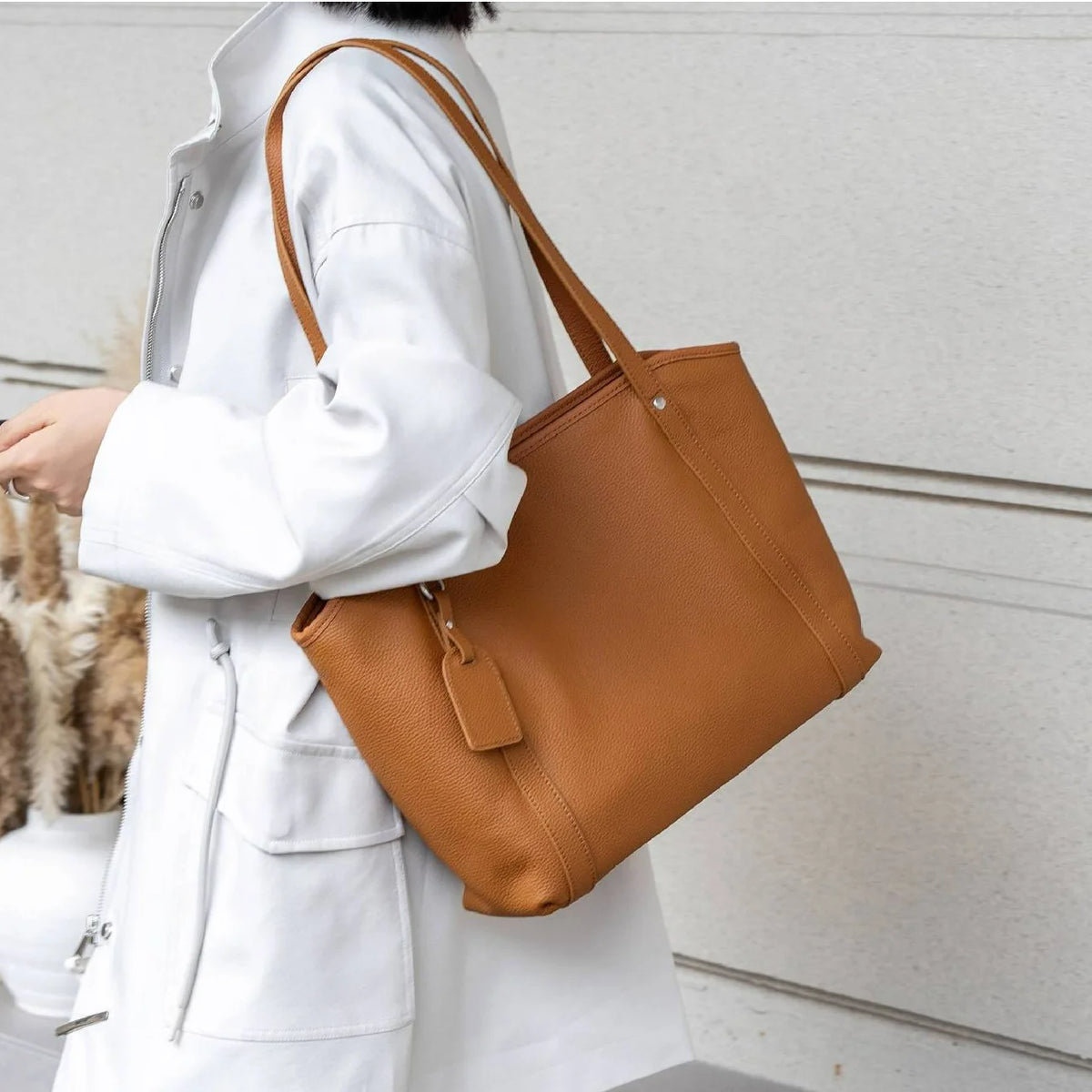 Wholesale Genuine Leather Ladies Shoulder Bags Large Capacity Tote Bags Simple Casual Soft Cowhide Handbags for Women
