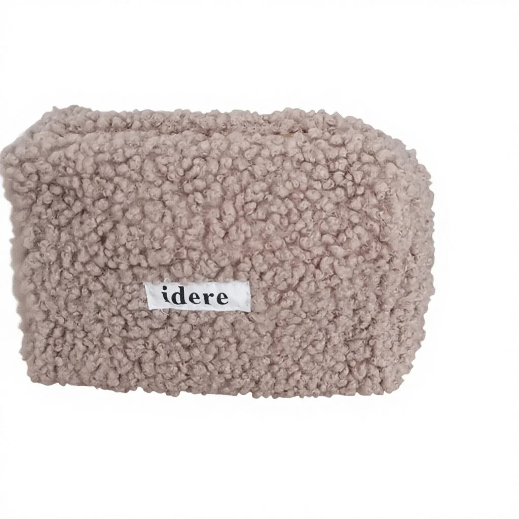 Wholesale Women Gift Plush Cosmetic Bag Custom Zipper Wool Teddy Makeup Bag Fluffy Personalized Make up Bag