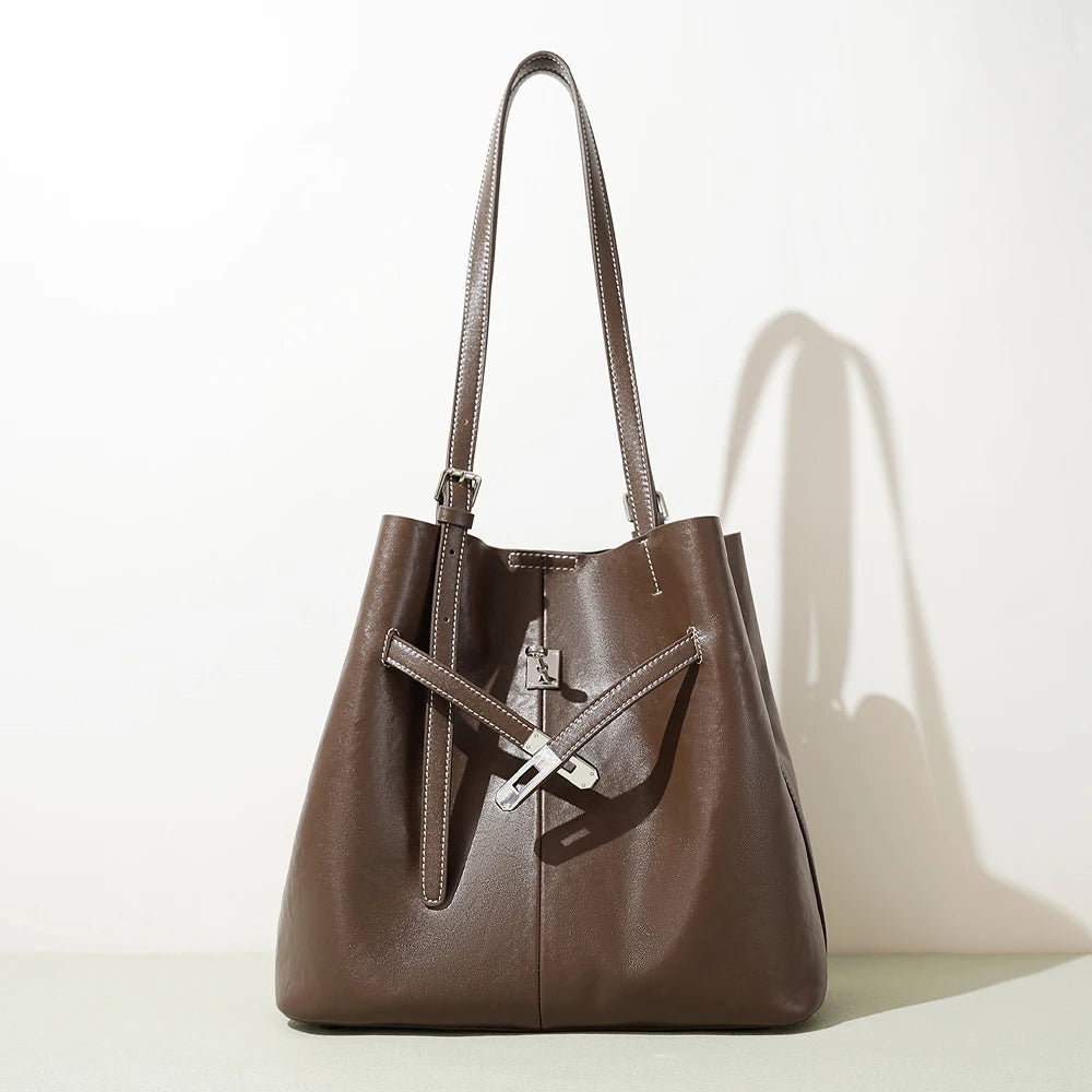 Women Genuine Leather Shoulder Bucket Bags Custom Wholesale Manufacturers ODM Ladies Retro Luxury Large Capacity Shoulder Bags