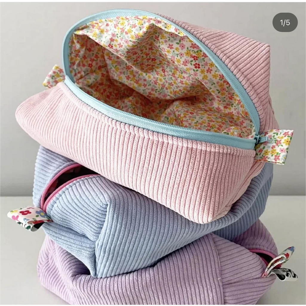 Women Portable Makeup Bag Large Travel Toiletry Organizer Pouch Checkered Strip Corduroy Cosmetic Bag with Floral Lining